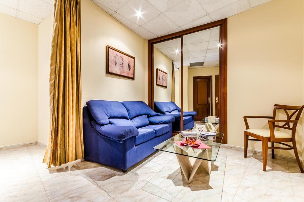 Hotel Roma Aurea Talavera de la Reina Exterior foto