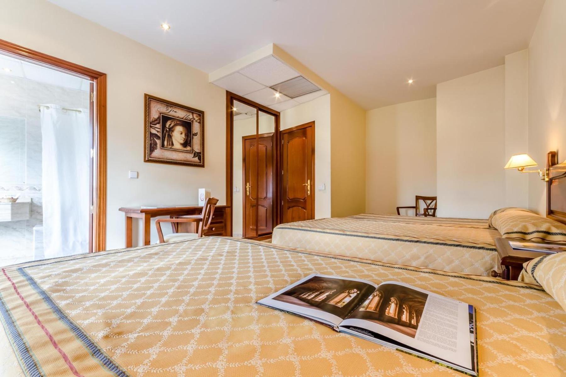 Hotel Roma Aurea Talavera de la Reina Exterior foto
